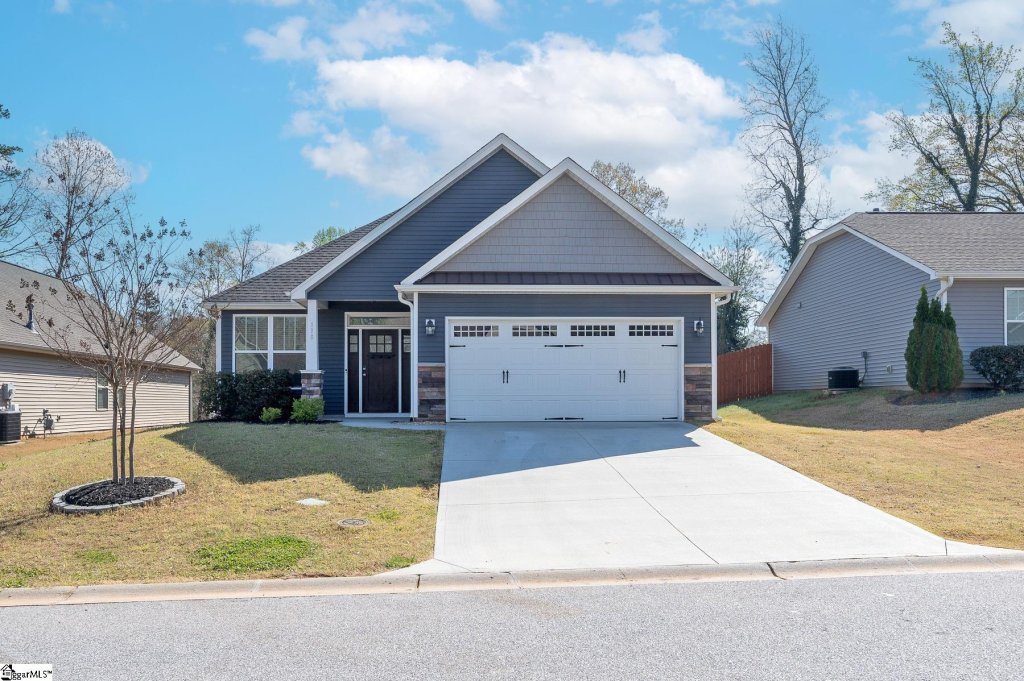 110 Forest Ridge Way