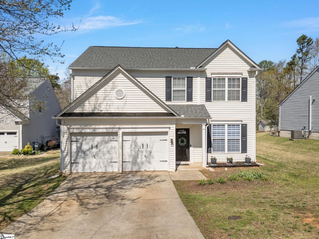 106 Grayhawk Way