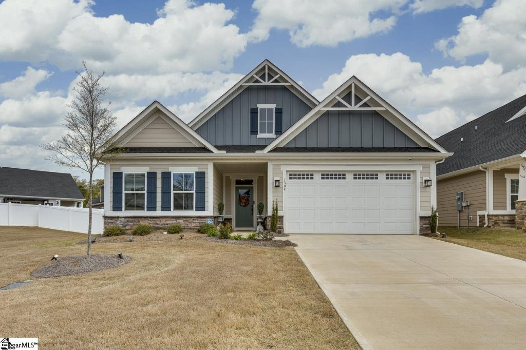 1304 Fiddletree Lane