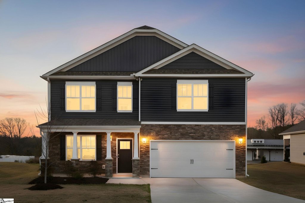 Chestnut Ridge, Greenville community