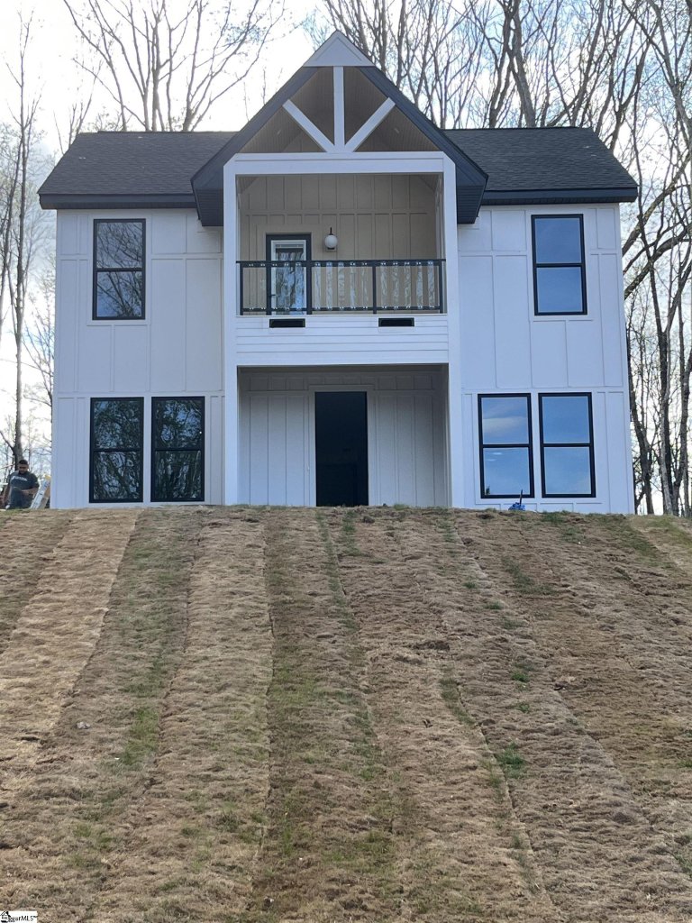 168 Boxwood Lane