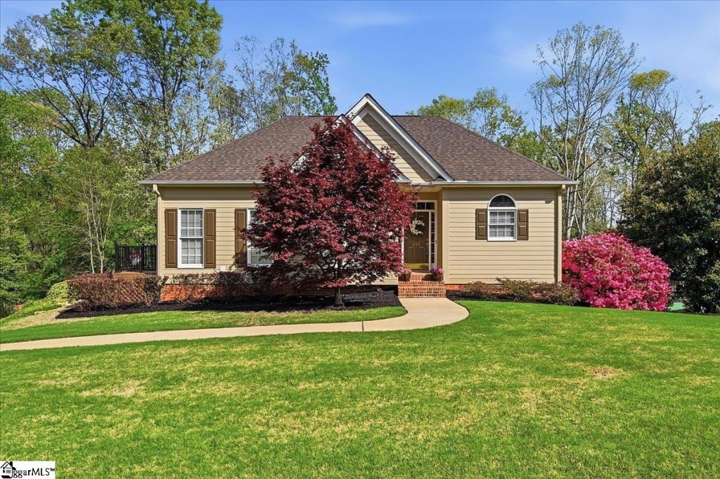 228 Goldenstar Lane