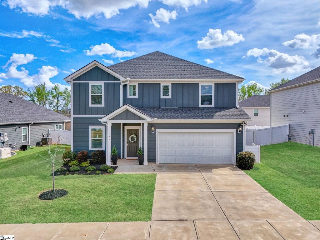 404 Roderick Lane