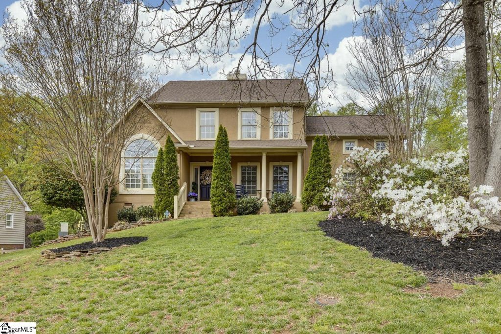 106 Pebble Creek Way