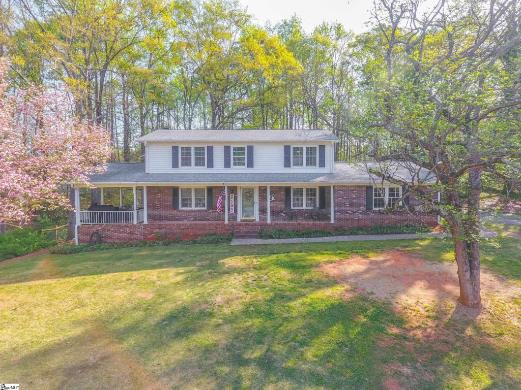 Forest Park, Easley community