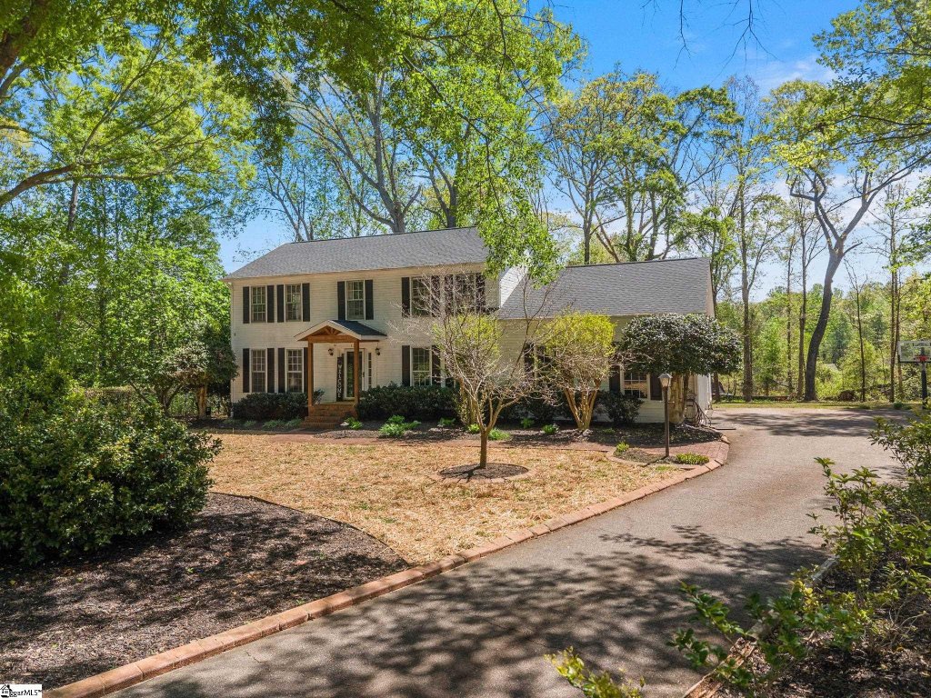 Woodlake, Spartanburg community