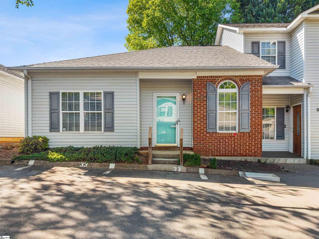 Foxfield, Greer community
