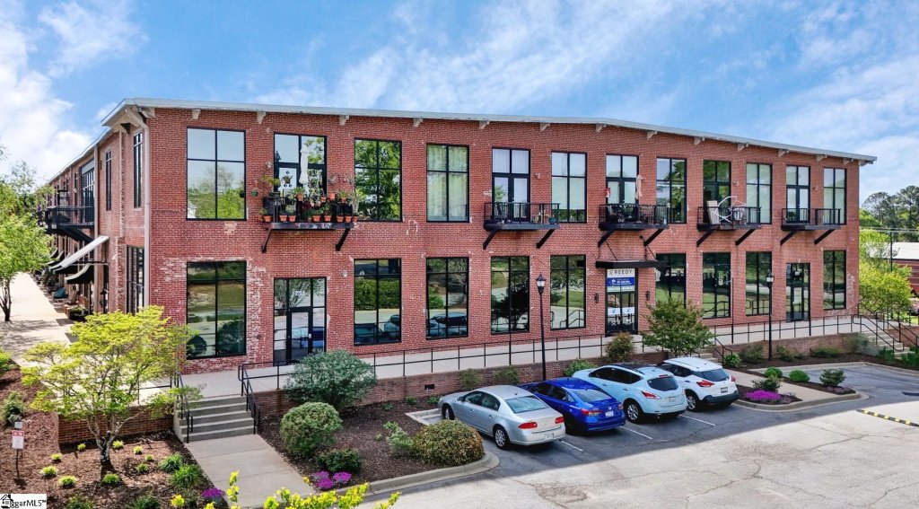 300 South Street 230