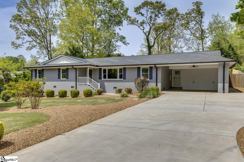 4 Wayne Drive