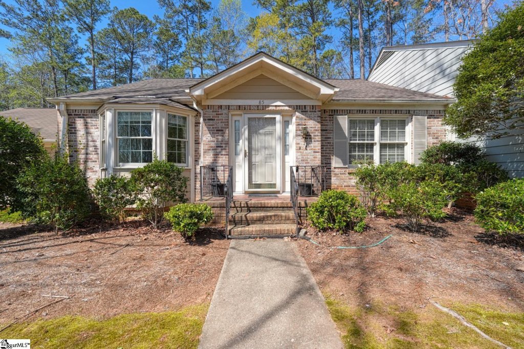 85 Forest Oaks Way