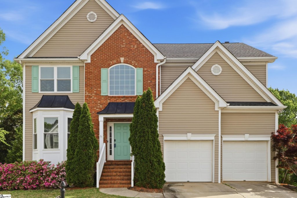 Woodruff Lake, Simpsonville community