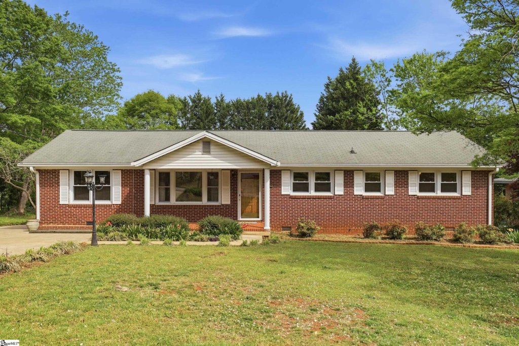 Casa Loma, Greenville community