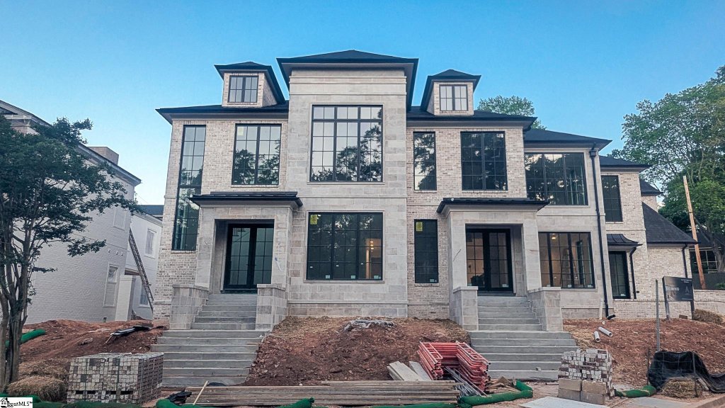 101 Sherwood Street #200