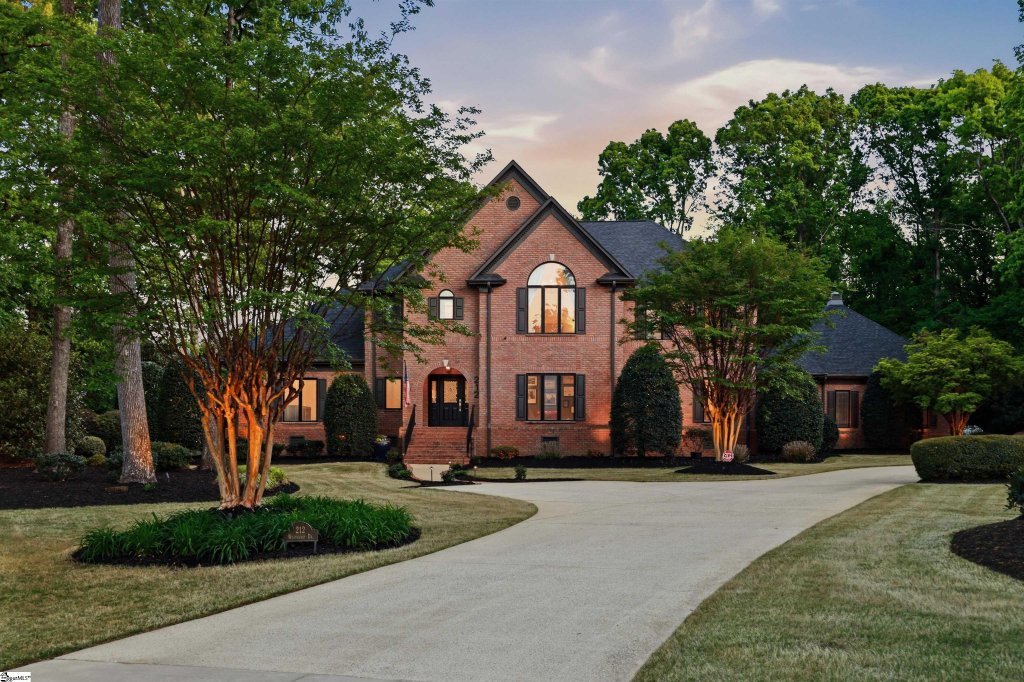 Chaunessy, Greenville community