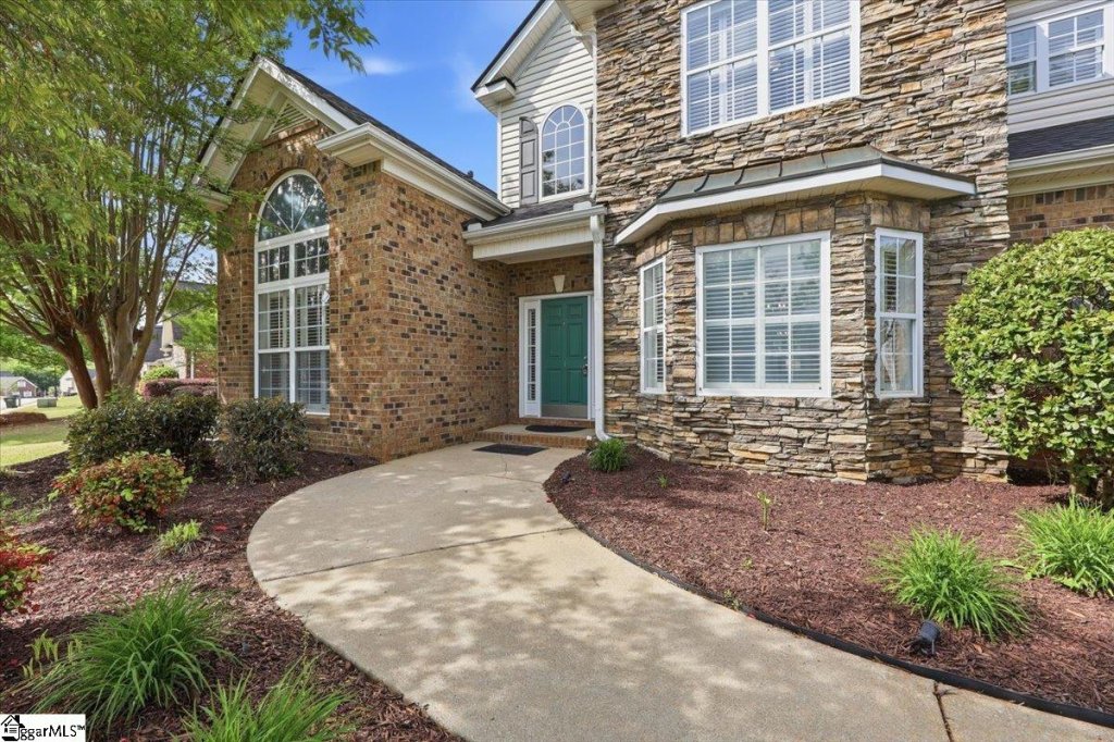 1 Braeburn Drive