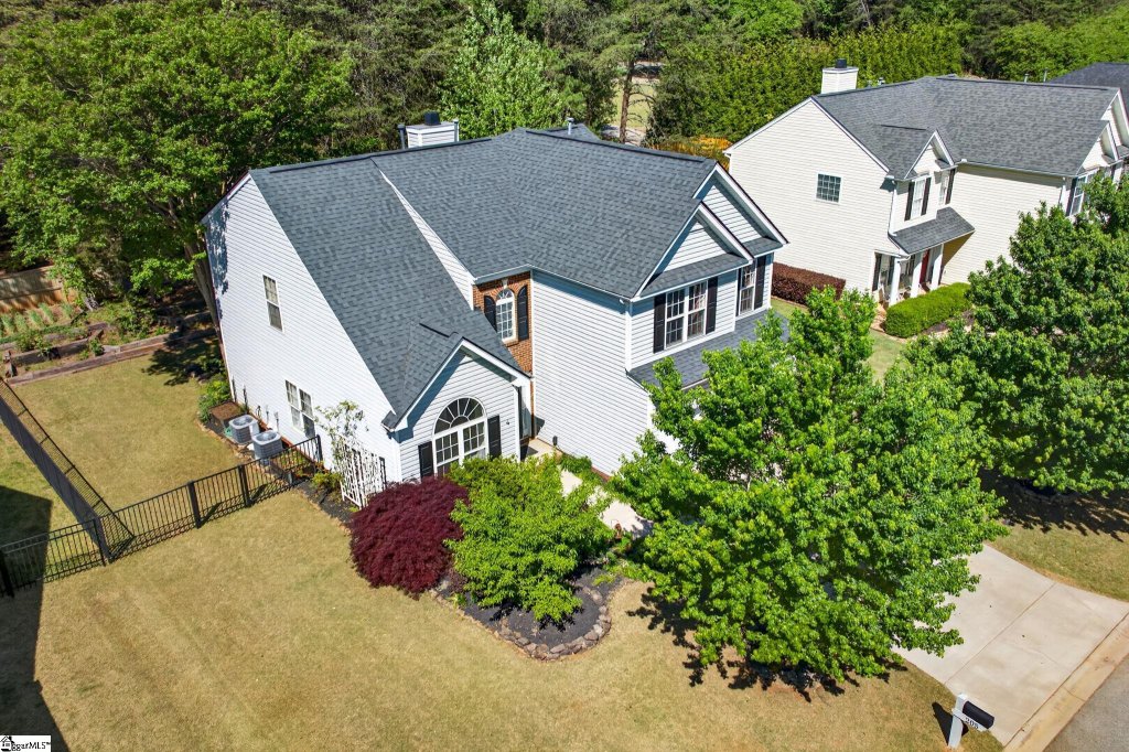 205 Summitbluff Drive