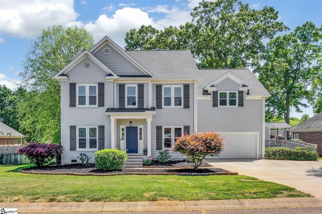 Pelham Creek, Greenville community