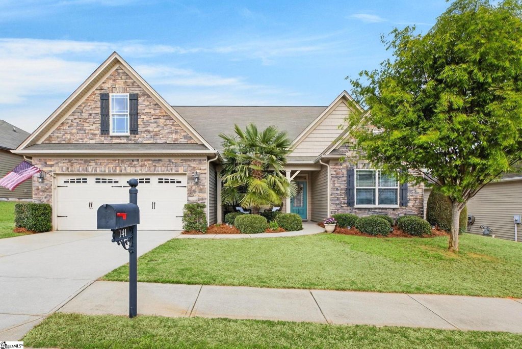 Windsor Creek, Simpsonville community