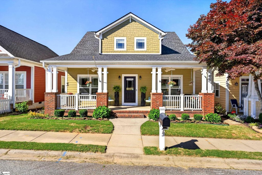 8 Marquette Road