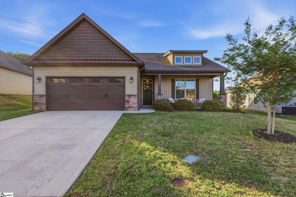 11 Forest Ridge Way