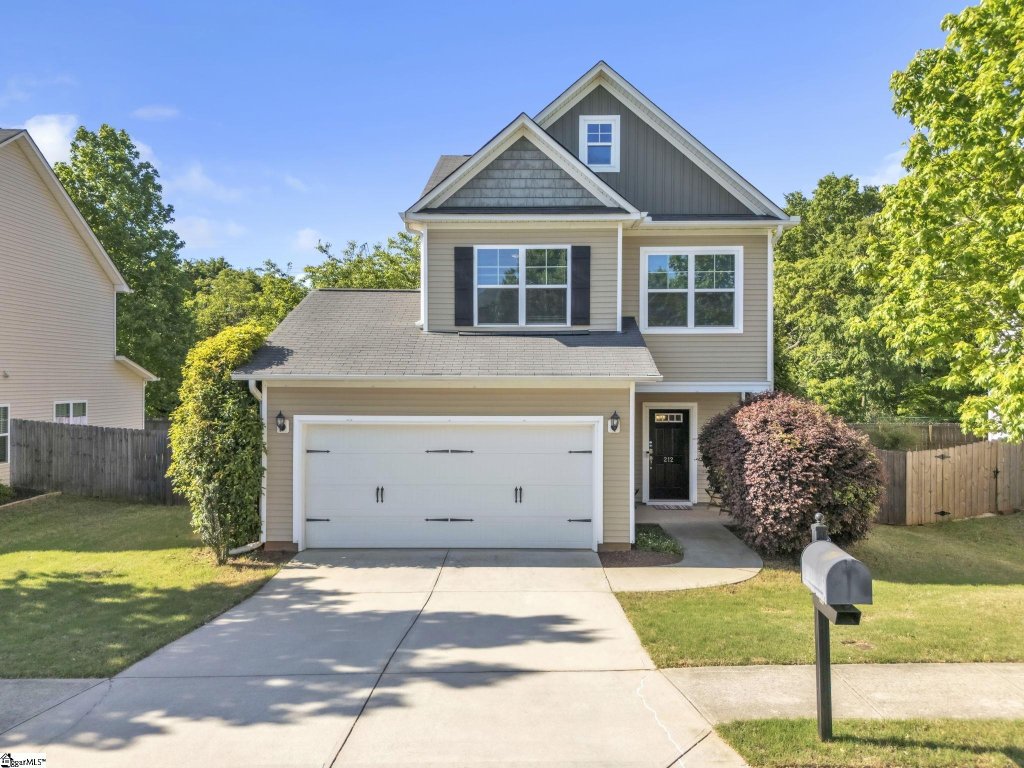 212 Rivers Edge Circle
