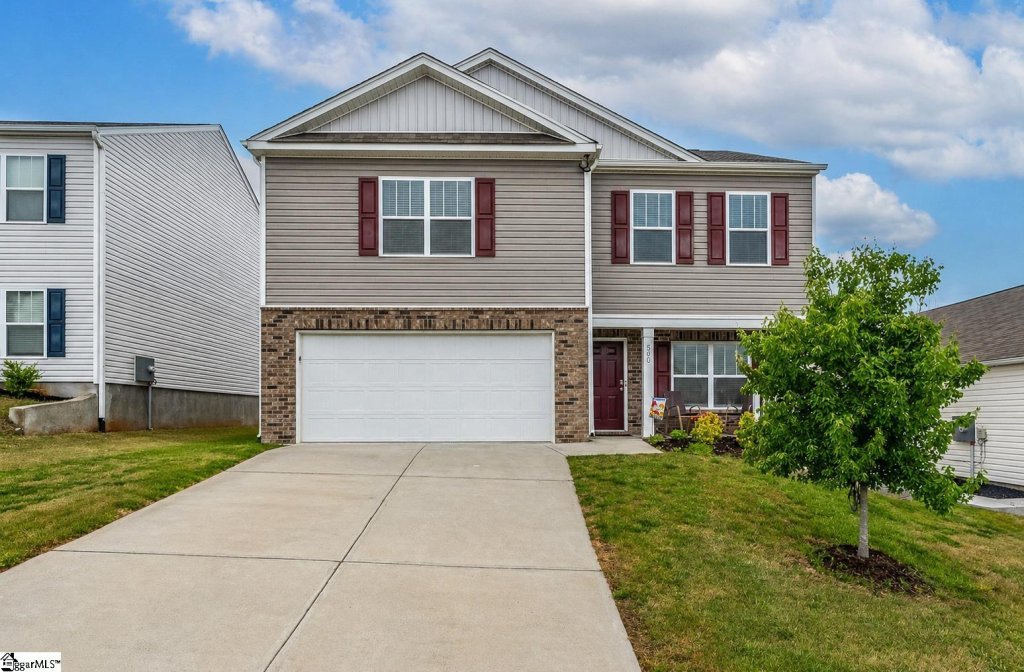 Lenhardt Grove, Easley community