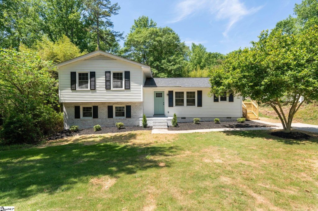 406 Chuckwood Drive
