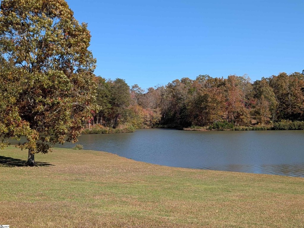 Lot 18 Mapleton Lane
