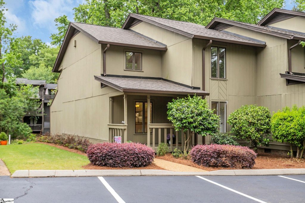 211 Ingleside Way