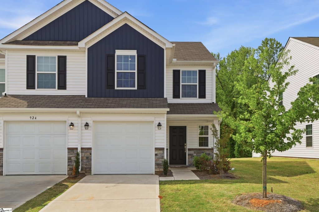 922 Powder Creek Drive