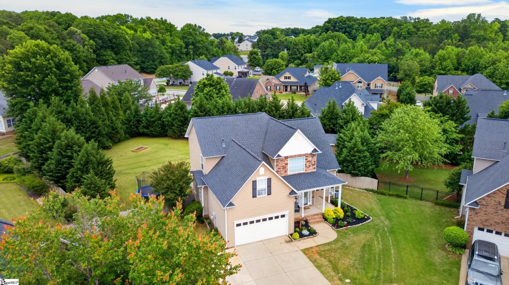 River Shoals, Simpsonville community