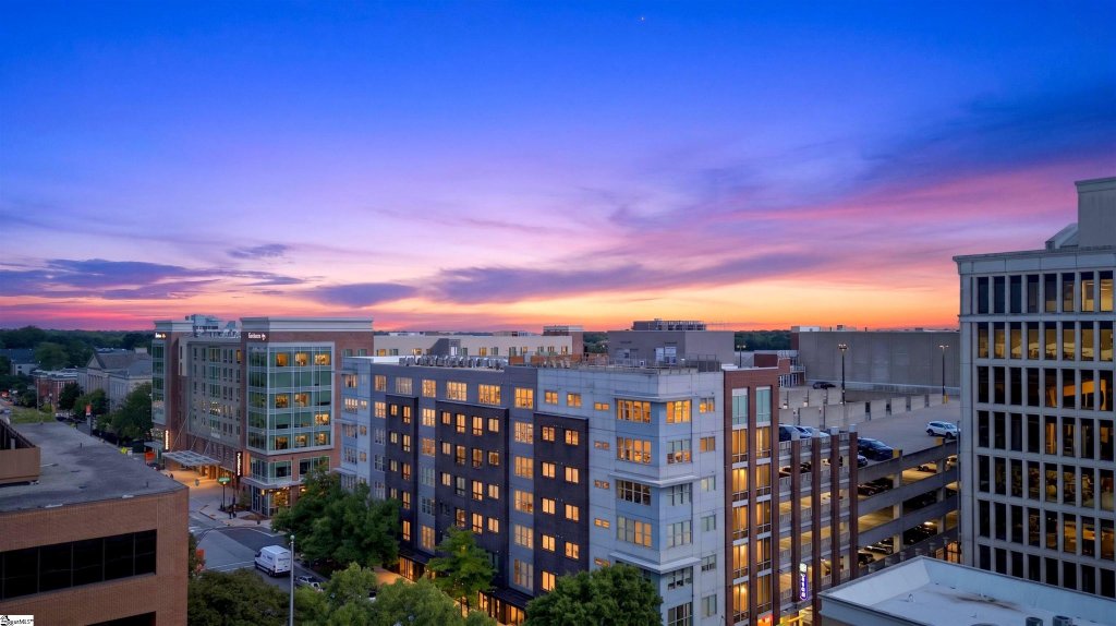 100 E Washington Street #23