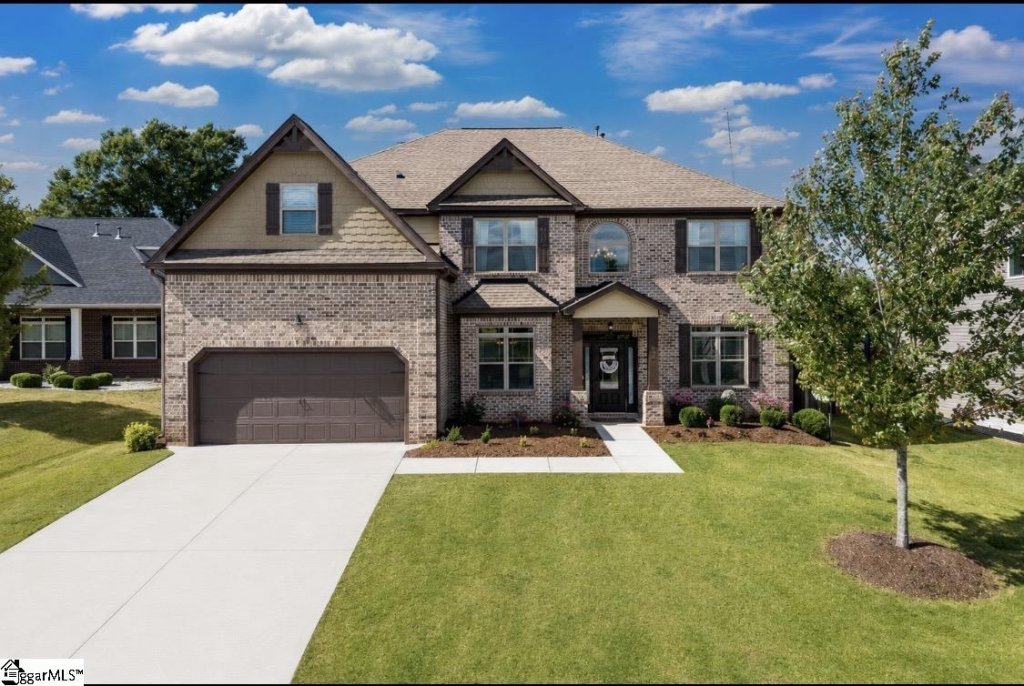 Kings Crossing, Simpsonville community