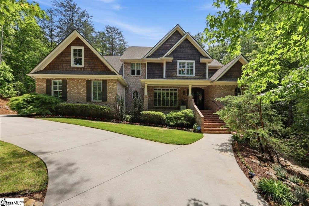 Pleasant Valley, Travelers Rest community