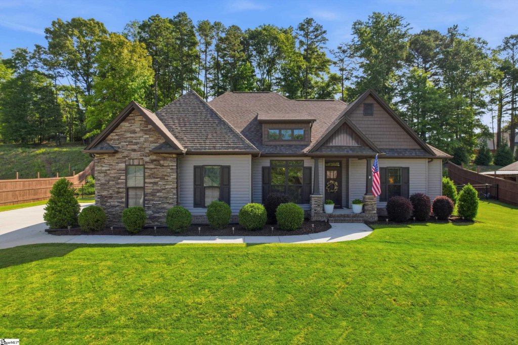Mountain Lake II, Piedmont community