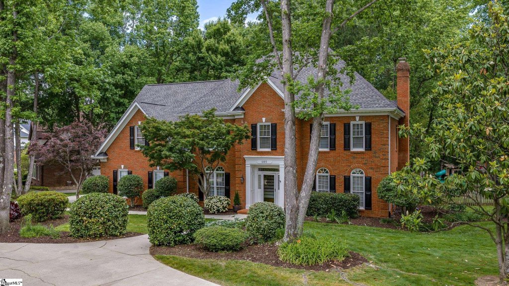 105 Silver Fox Trail