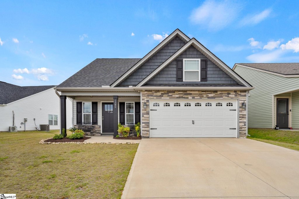 1386 Romany Court