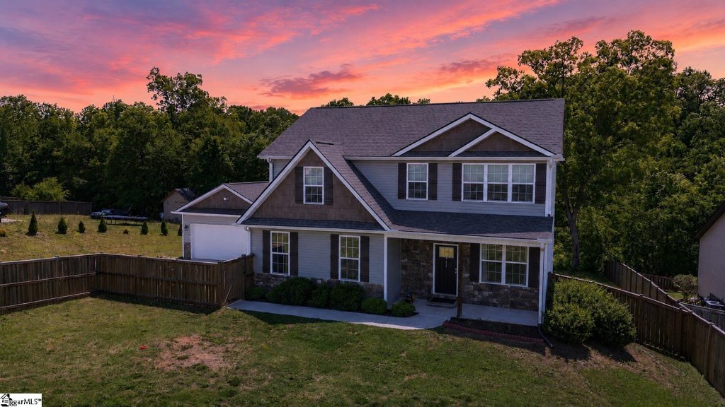 Lake Lyman Estates, Lyman community
