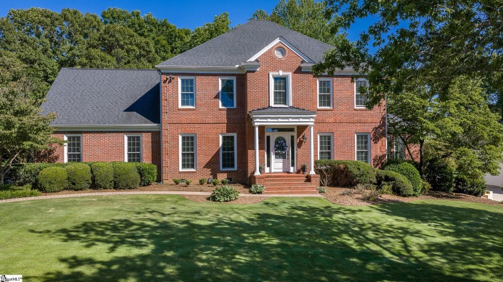 117 Thornblade Boulevard