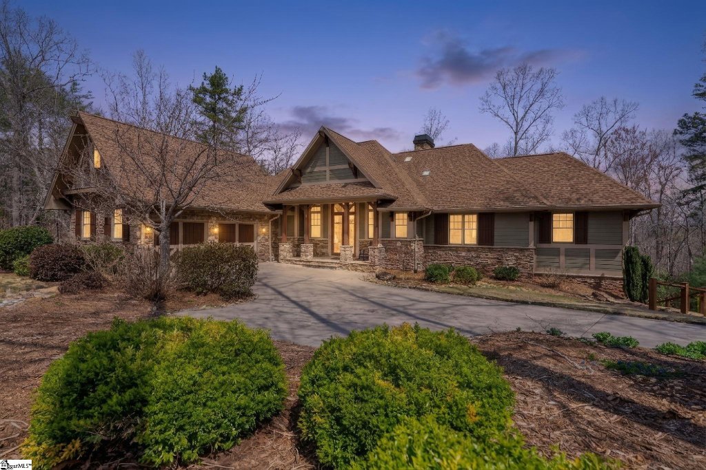 The Cliffs At Keowee Falls North, Salem community