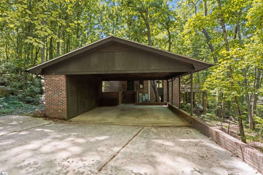 16 Oakleaf Road