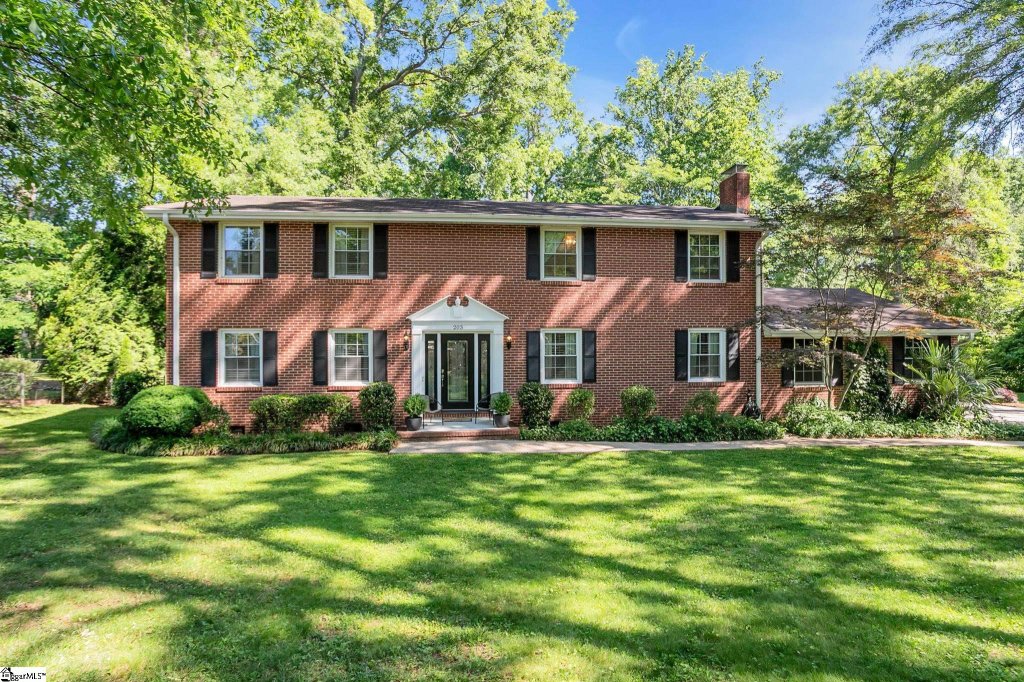 203 Hickory Lane
