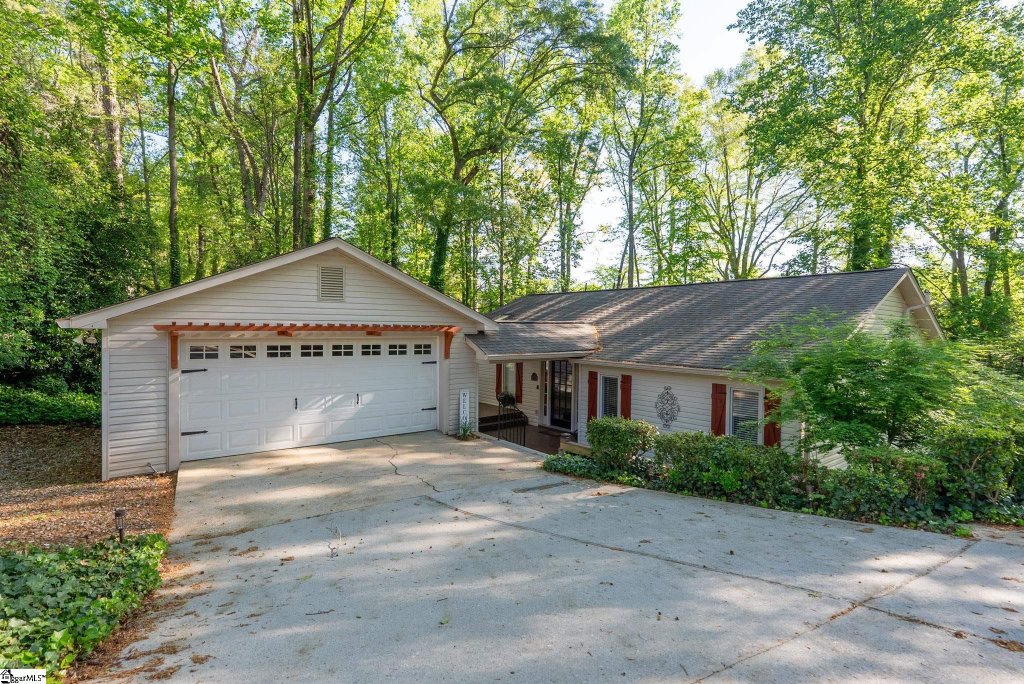 107 Stone Ridge Court