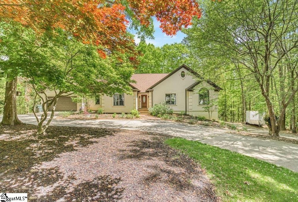 228 Muirfield Drive