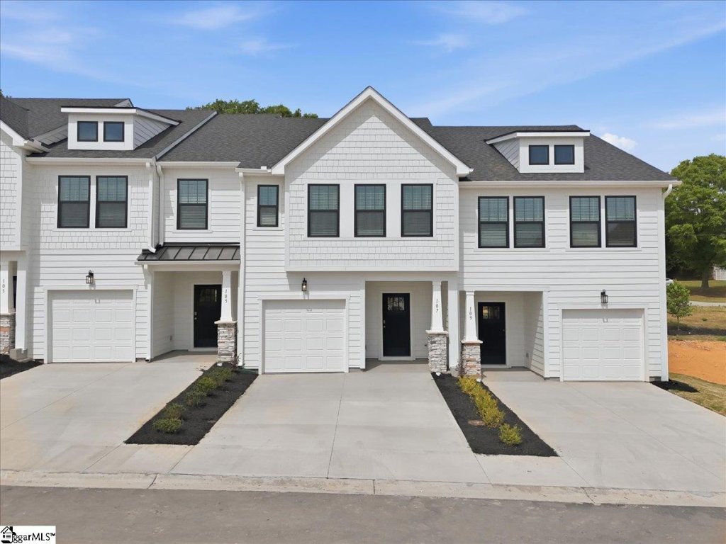 Gresham Station, Simpsonville community