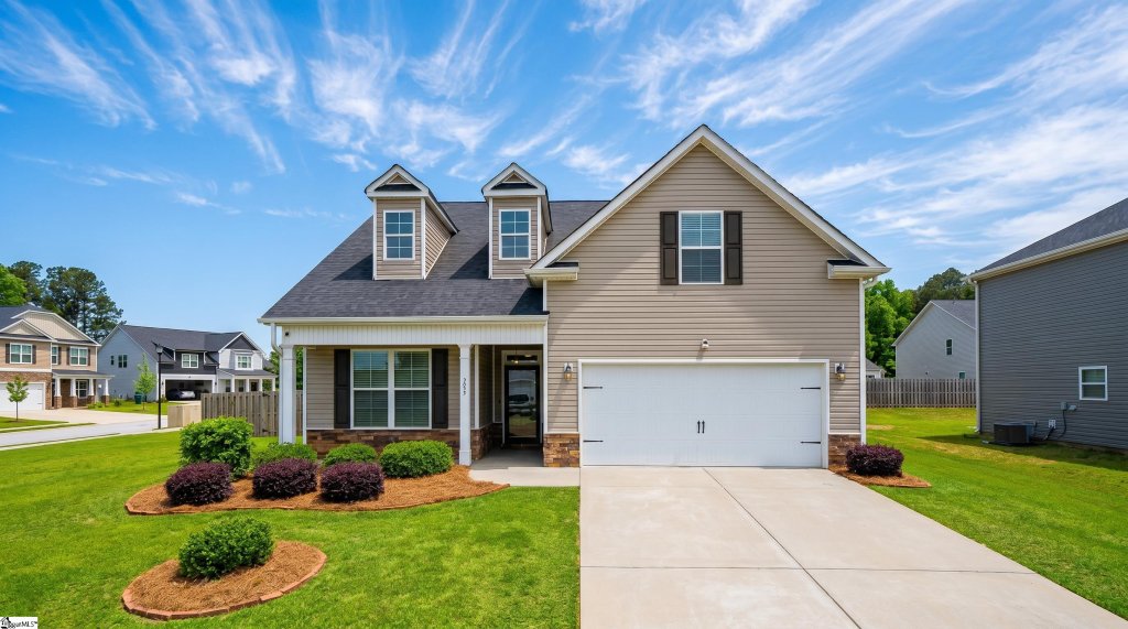 Milford Pines, Greenwood community