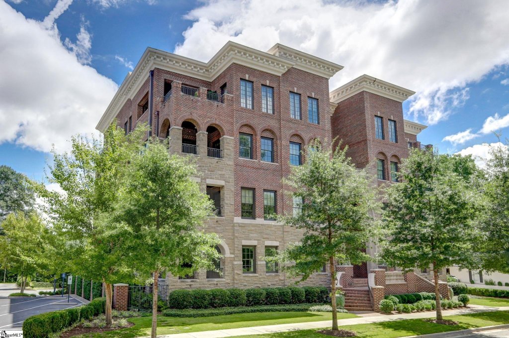 103 Cleveland Street #102