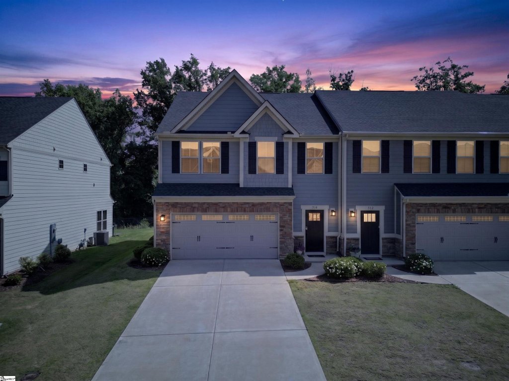 Merrydale Village, Simpsonville community