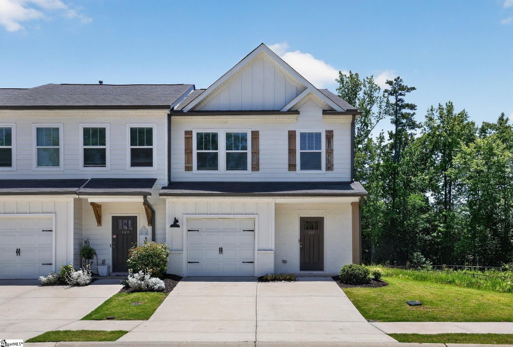 111 Grey Oak Trail