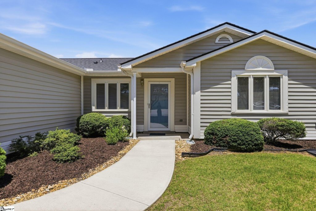 5 Lake Summit Drive